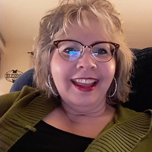 Meet your Posher, Christine